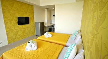 Hotel Beverly Hills Dago Bandung